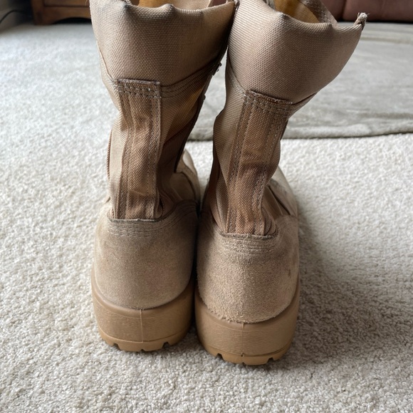 McRae Hot Weather Combat Boots Size: (10R) 8430-01-598-5010 Suede